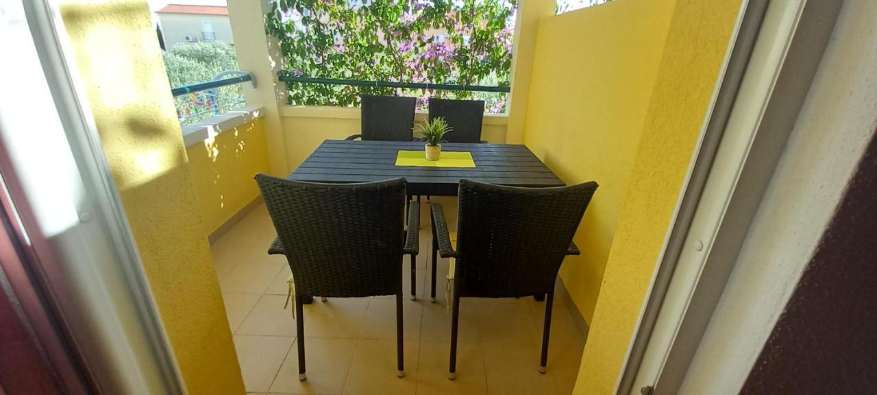 Apartmani Vranjkovic Vodice Exterior photo
